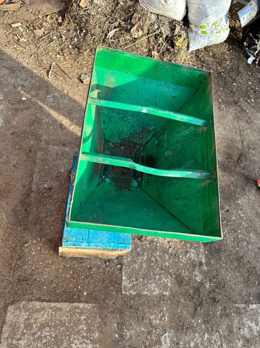 Хозяйственная зернодробилка ДКУ