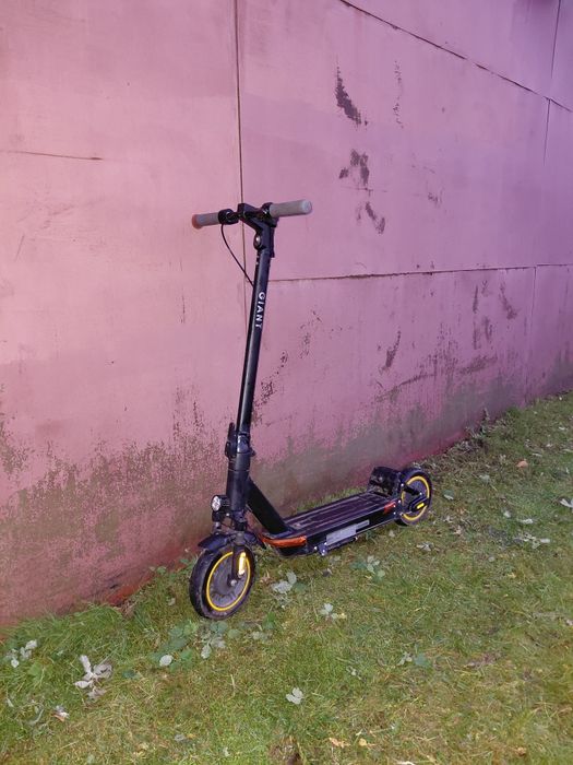 Електросамокат Giant T6 Turbo