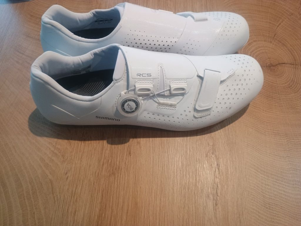 Buty rowerowe szosowe SHIMANO SH-RC500