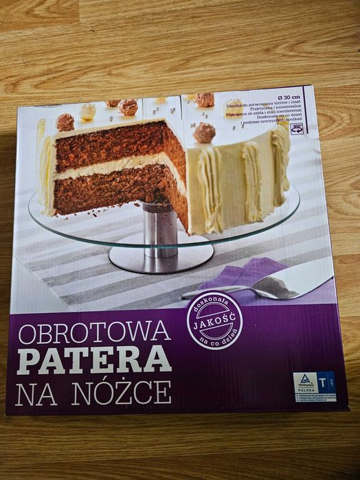 00045. Patera na nóżce obrotowa