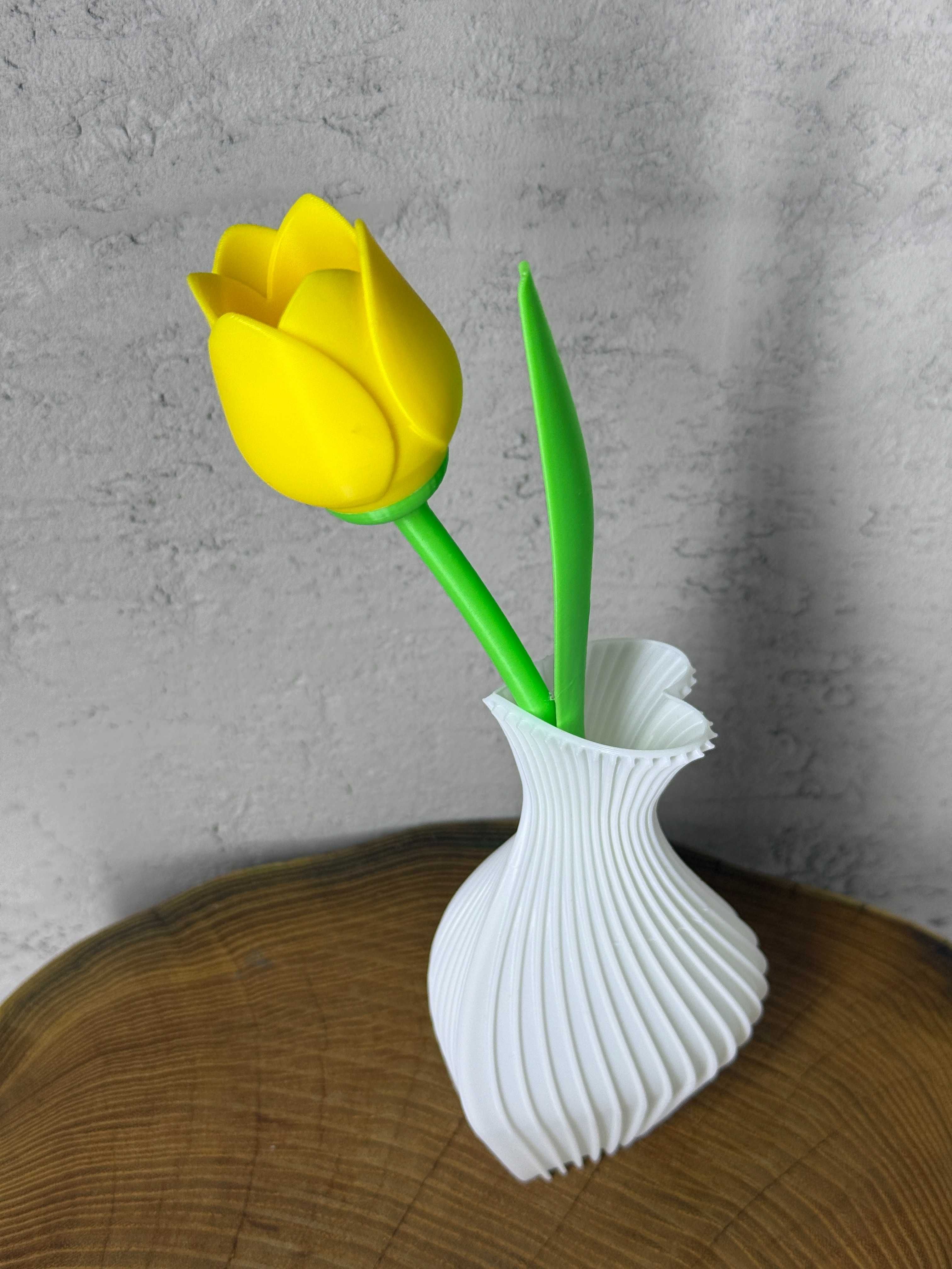 Tulipan 3D – nowoczesny, realistyczny, sztuczny kwiat, druk 3D, kolory
