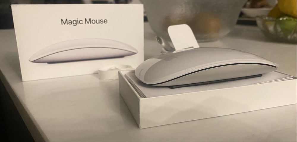 Magic Mouse (USB-C) - Superfície Multi-Touch