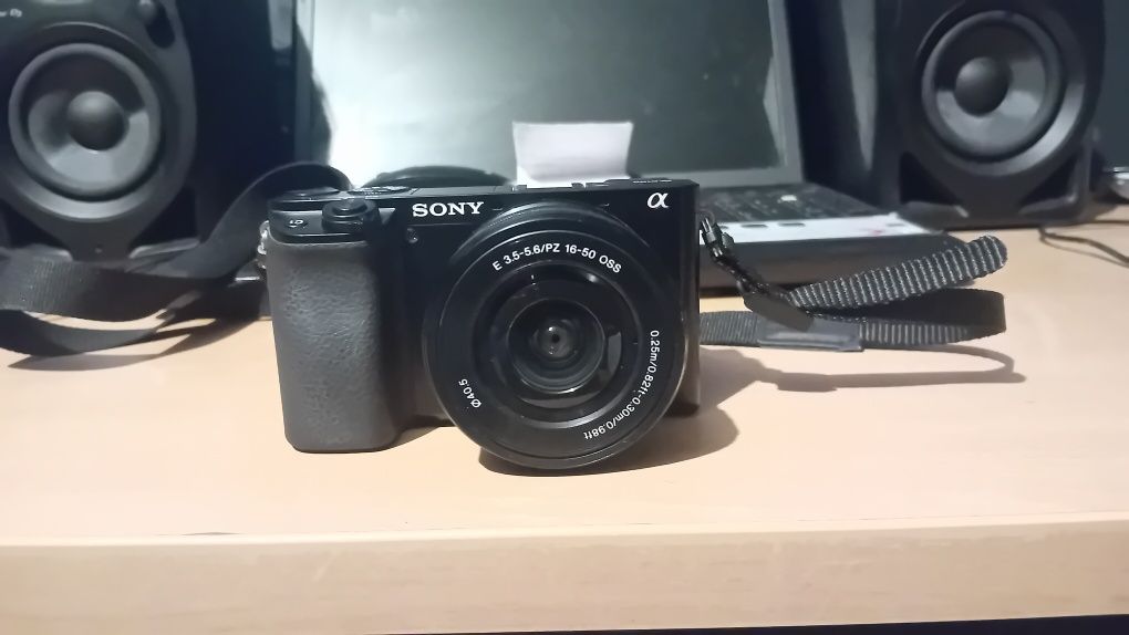 Câmera Sony alpha 6100 4K