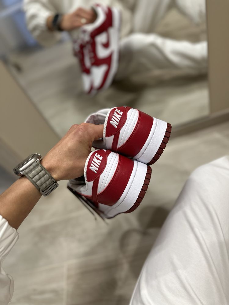 Чоловічі оригінальні кросівки Nike DUNK LOW DN1431 101