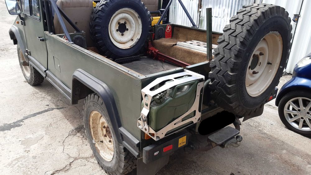 Suporte jerrycan 10 litros