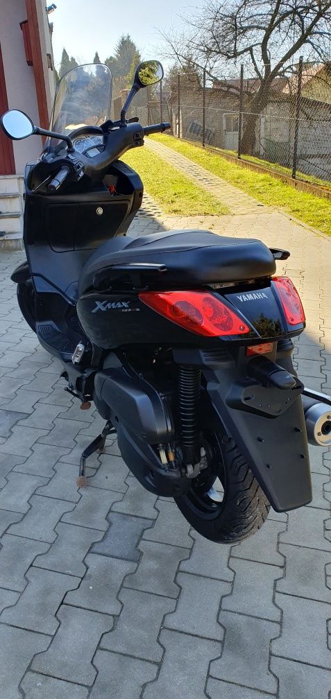 Yamaha x-max 125cm3,  2008r. , na kategorie B