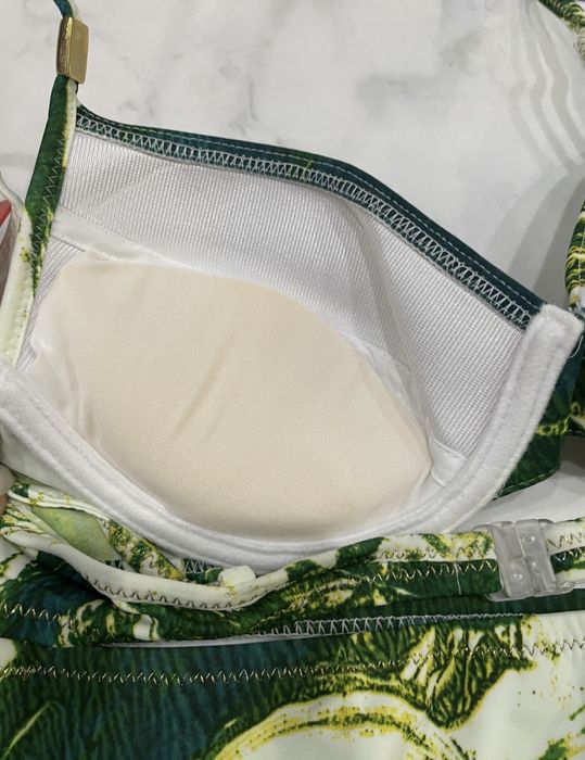 Жіночі купальники Kom