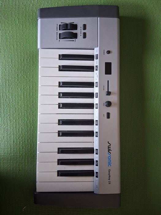 Teclado midi swissonic
