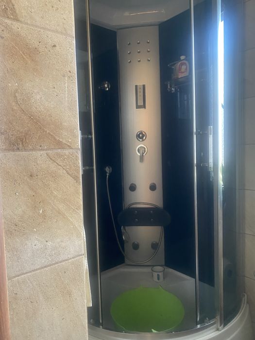 Kabina prysznicowa bogate wyposazenie