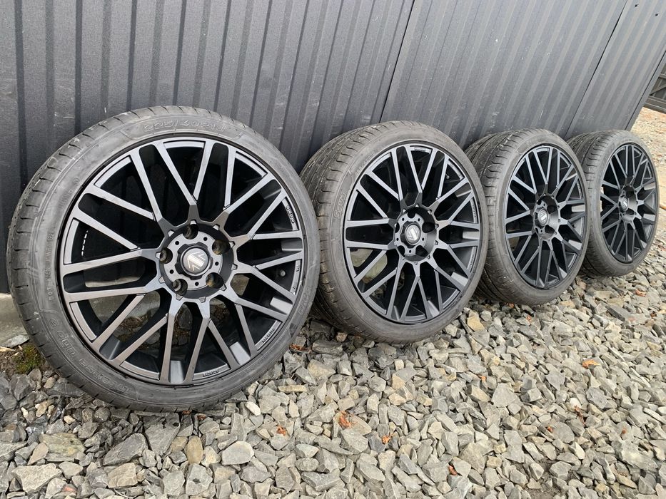 Колеса, Диски 5 120 R18 MOMO BMW