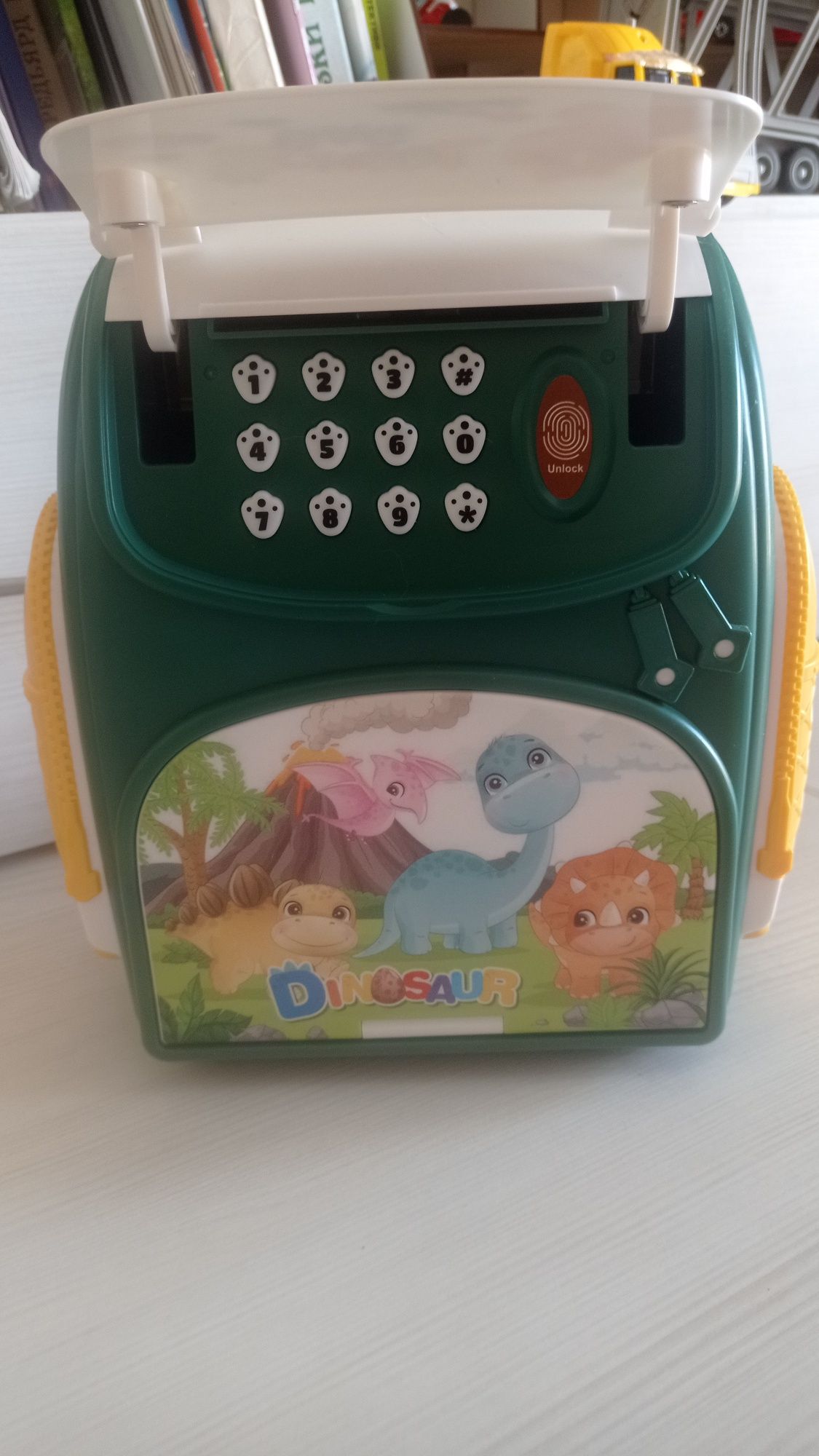 Сейф игрушечный детский