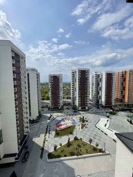 Видова 2-км квартира в новому та комфортному і стильному ЖК Манхетен