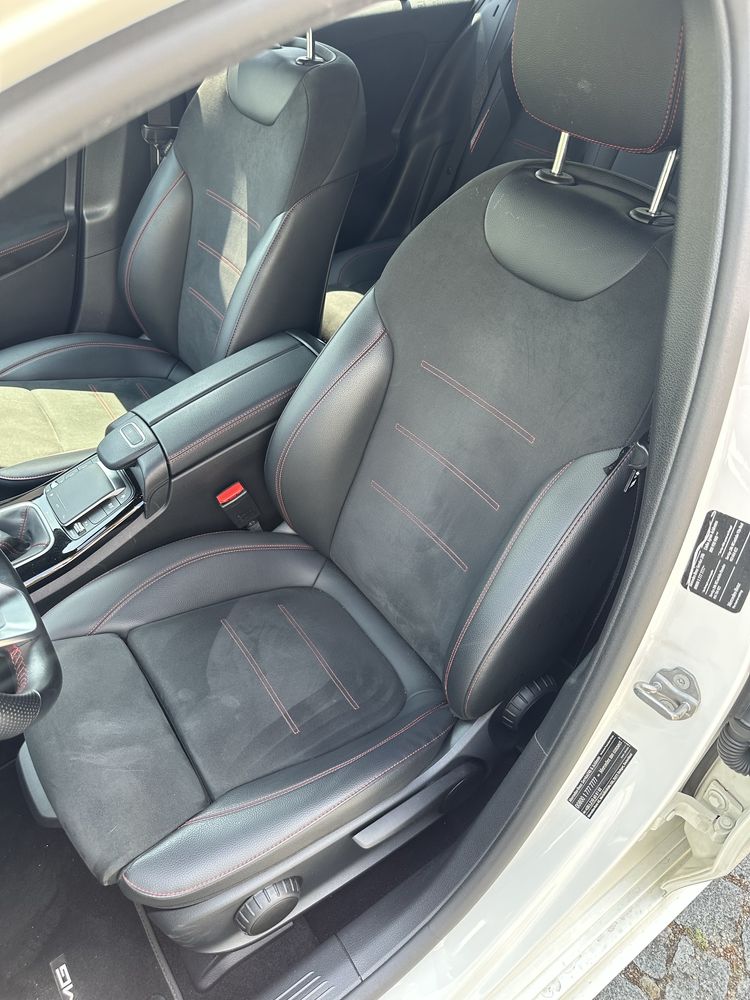 Mercedes-Benz A 180d 2.0 Limousine AMG Line – Pack Night