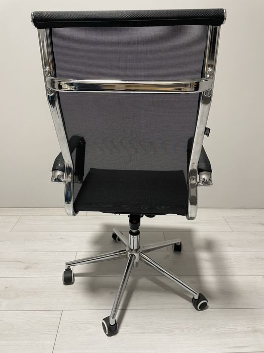 Крісло офісне АКЛАС Міраж PB Tilt XY-8112 Чорний