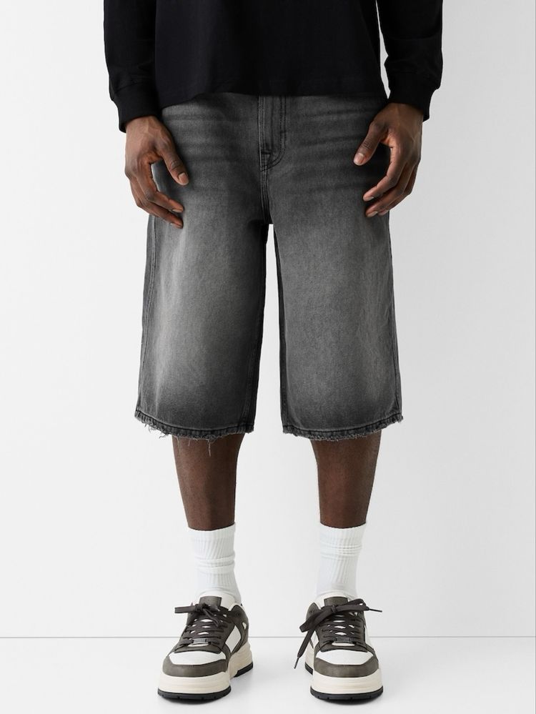 Шорти Bershka Jorts Skater Fit (W 32) чорні широкі джинсові чоловічі