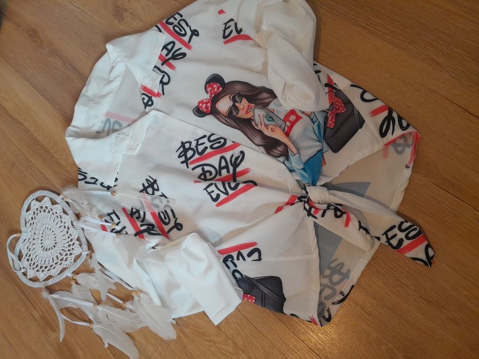 Biała koszula wiązana na dole obrazki napisy luźna 4 lata 98 104