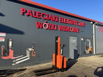 Paleciak elektryczny Toyota BT 160 cm 800 kg wózek widłowy sztaplarka