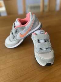 Buty Nike, dziewczece, rozm.28,5