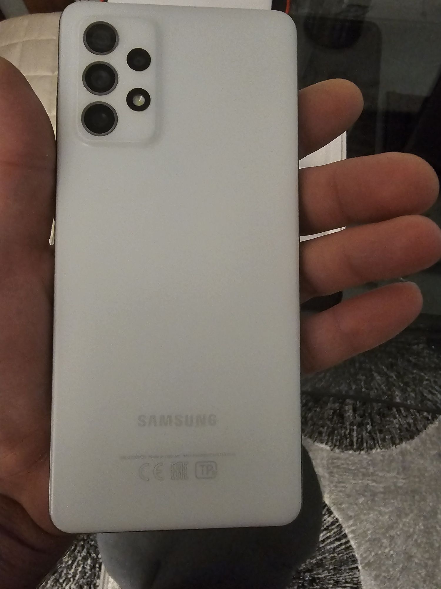 Смартфон SAMSUNG Galaxy A72