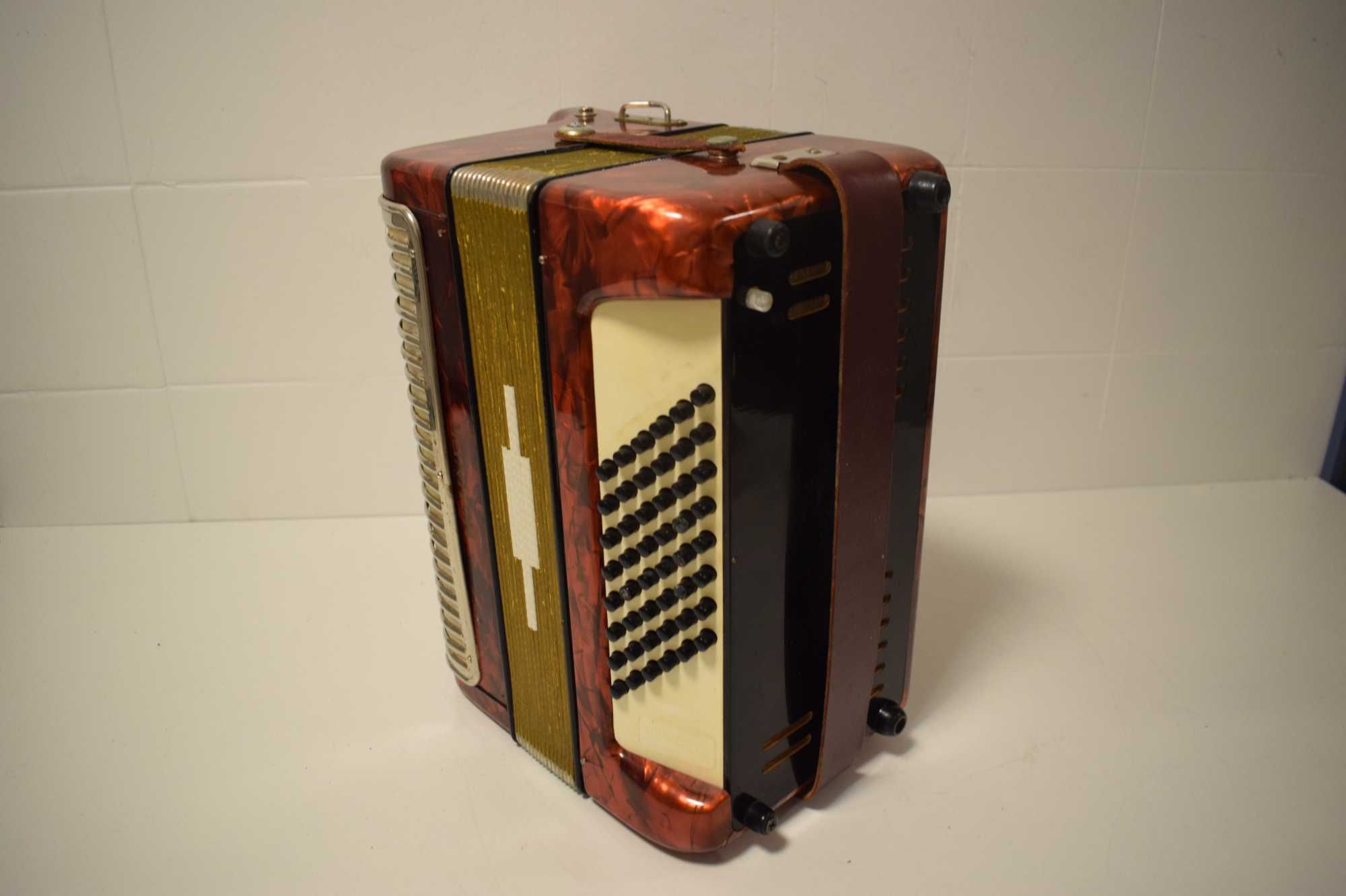 Acordeao Hohner Amati 2 Voz 48 Baixos, N 014