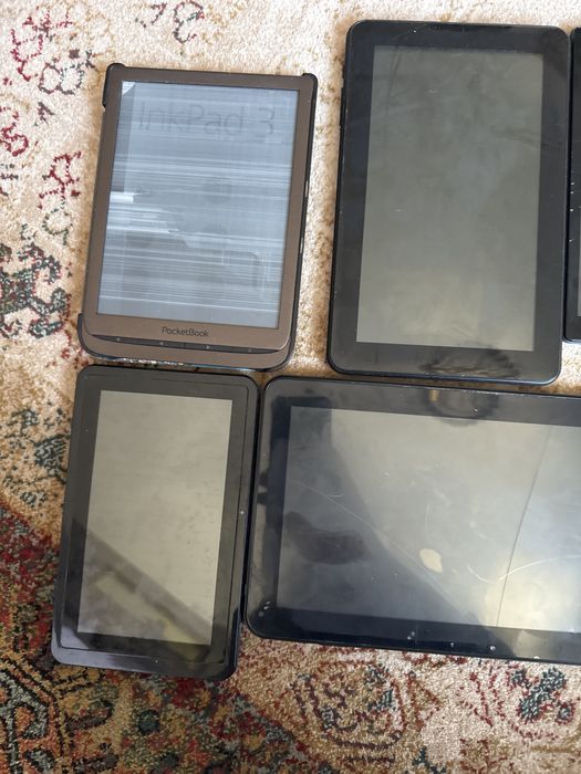 Tablety na części mix za 40 zł całość