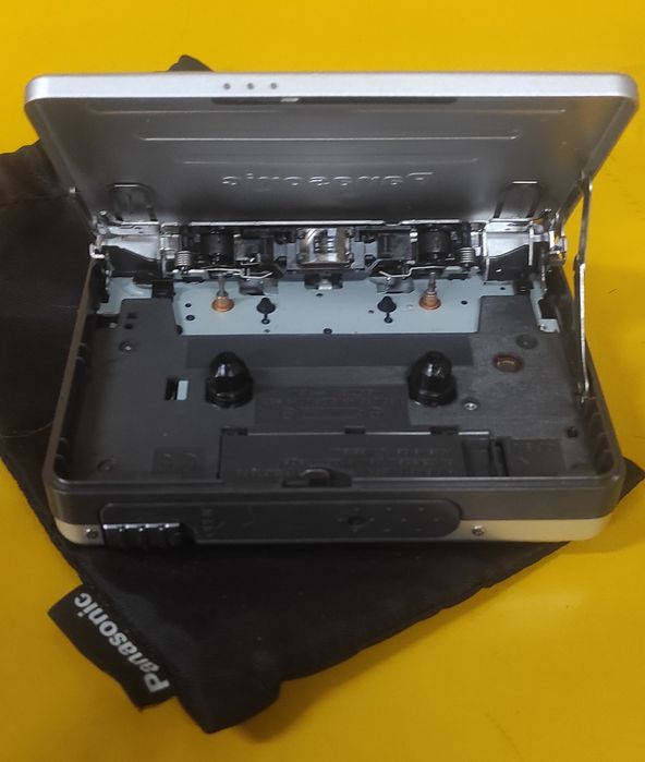 Leitor de cassetes Panasonic