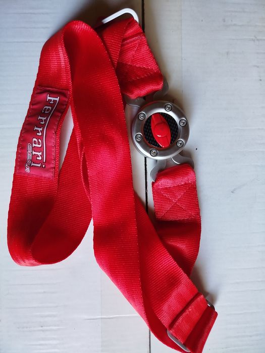 Продам ремень Ferrari