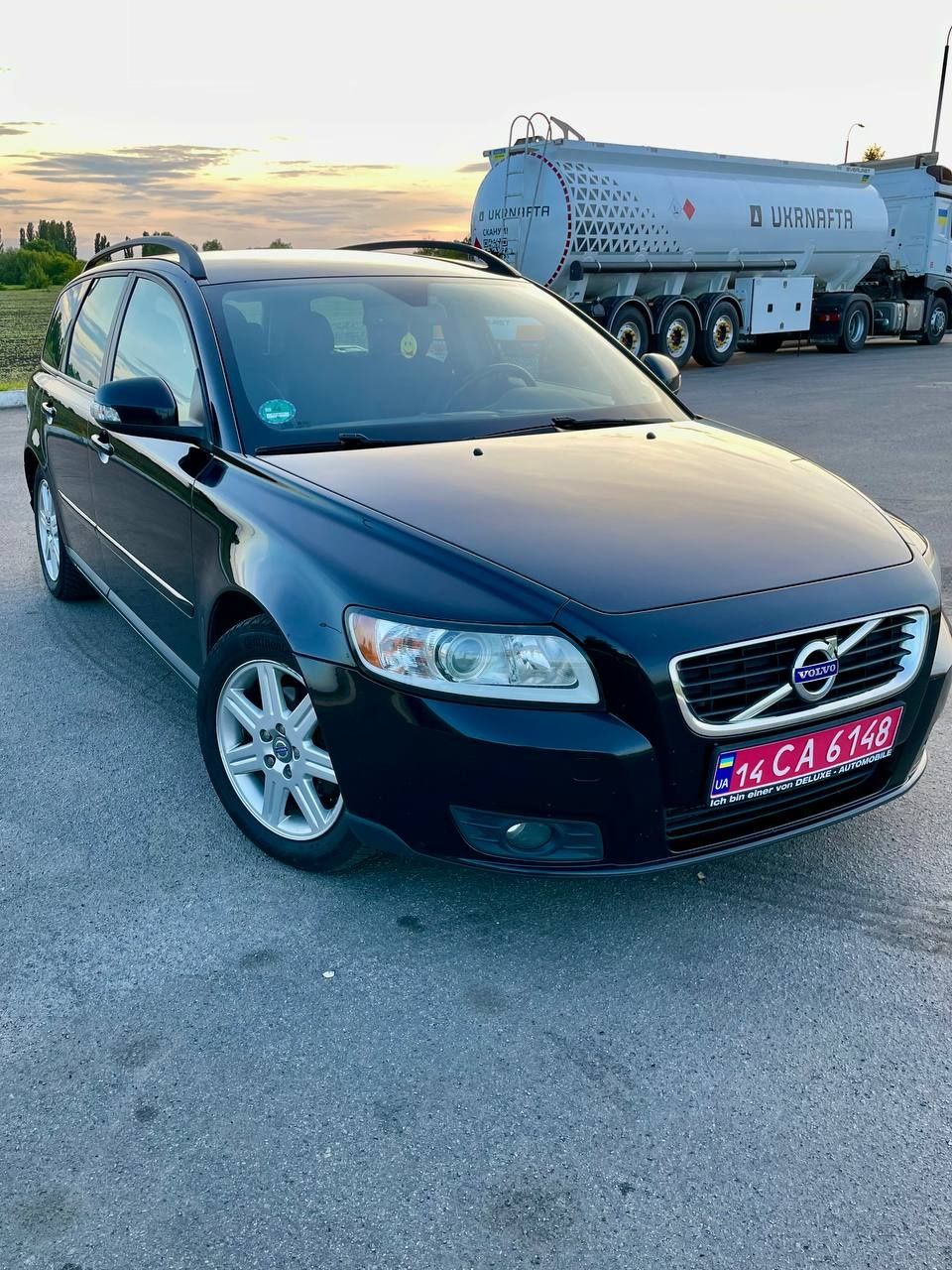 Свіжопригнанний та сертифікований сімейний автомобіль VOLVO V50 2011 р