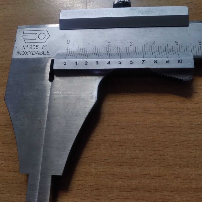 Metalowa suwmiarka 25 cm / Zachęcam do zakupu