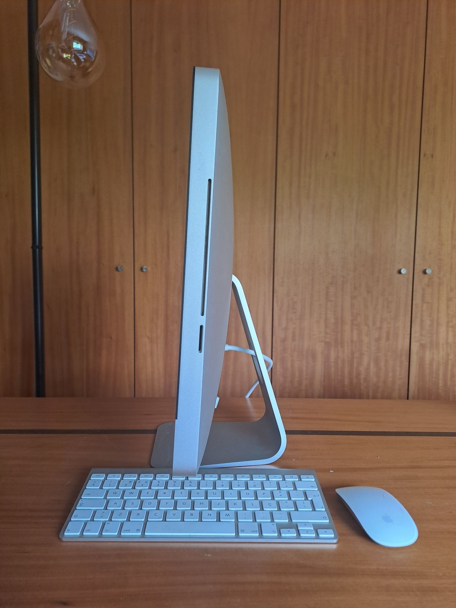Imac 21,5 (late 2009)