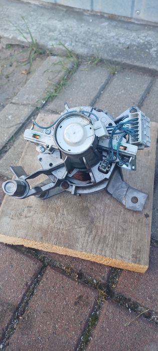 Silnik od pralki AWE 2316