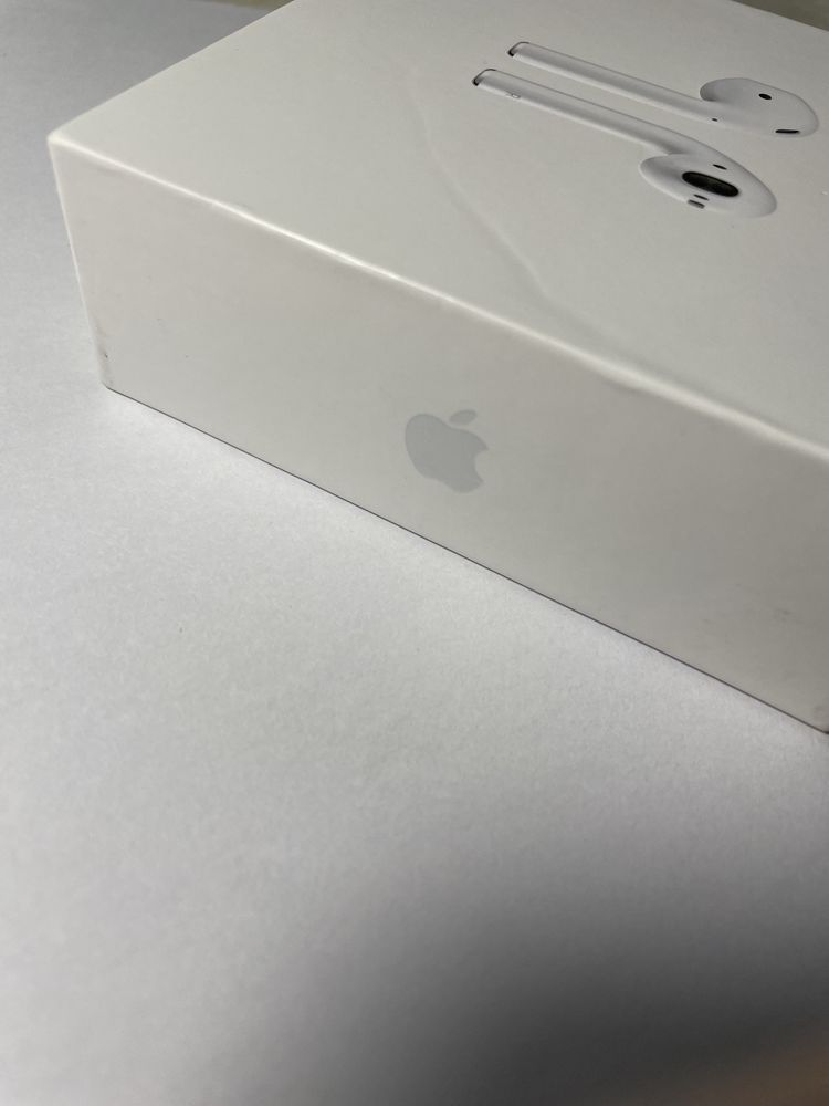 Навушники Apple AirPods 2 стан нових все працює