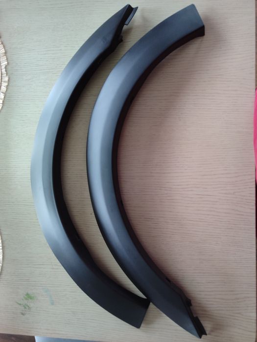 Nakładka listwa błotnik tył volkswagen golf III vento