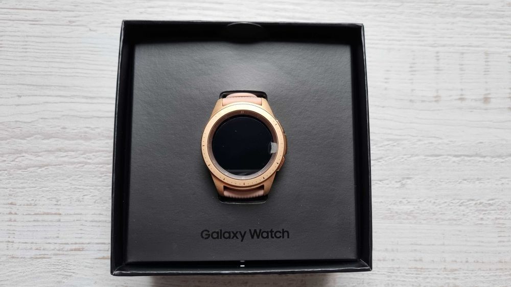 Samsung Galaxy Watch 42mm Rose Gold SM-R810
