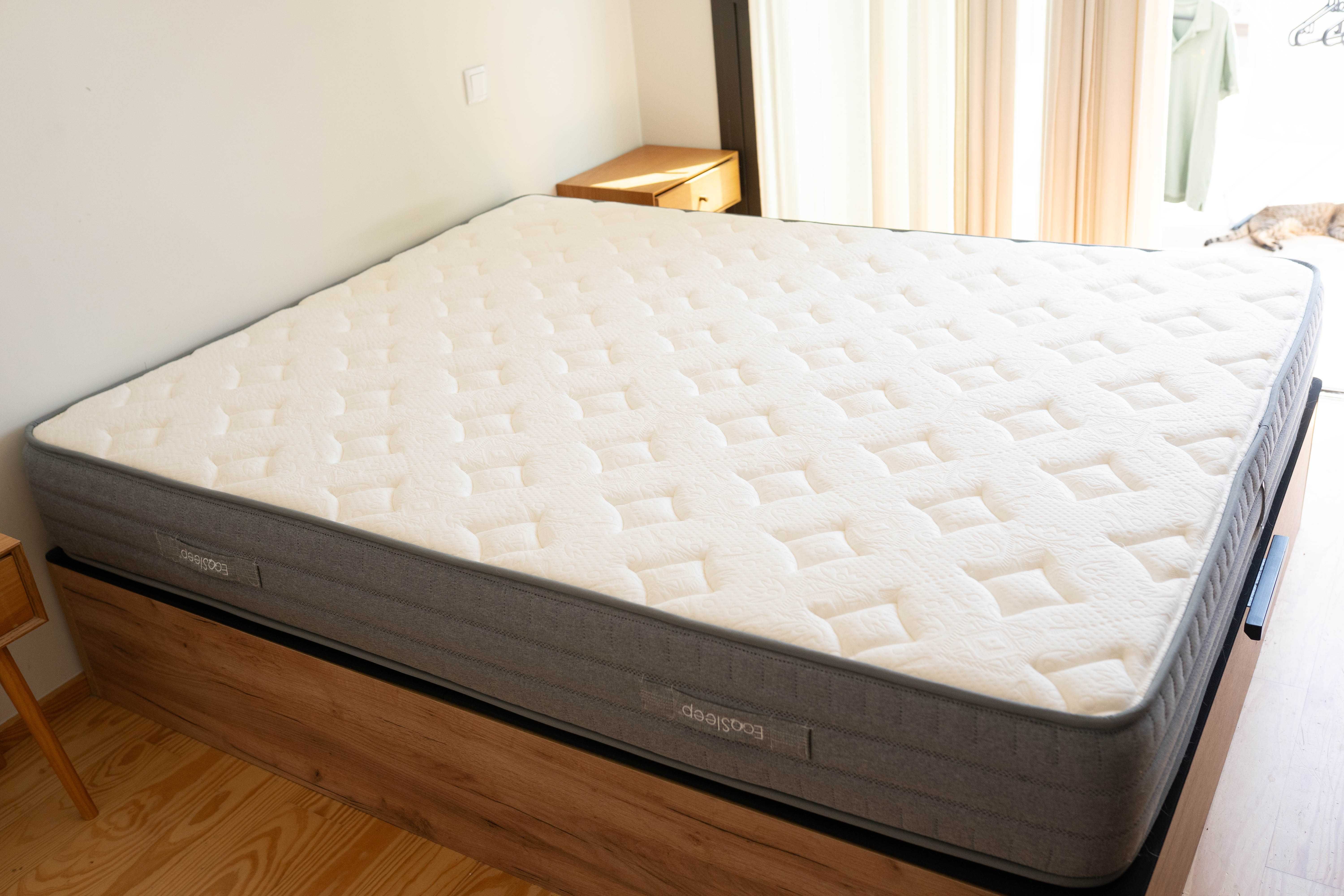 Colchão Ecosleep Spring Plus + Base Sommier 160x200cm