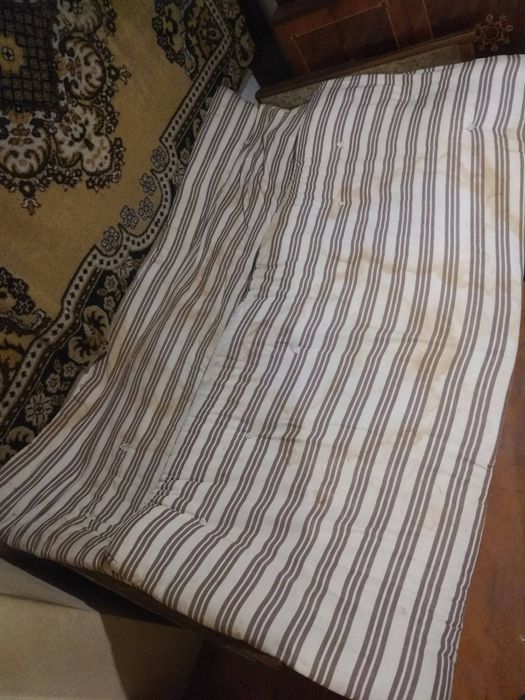 Матраци 2 шт продам по 150