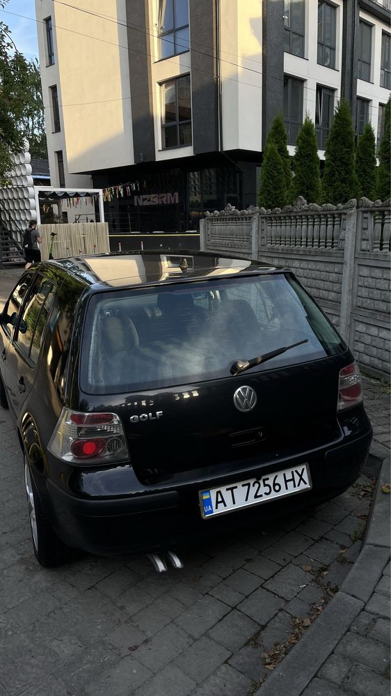 Volkswagen 4 рік 2001