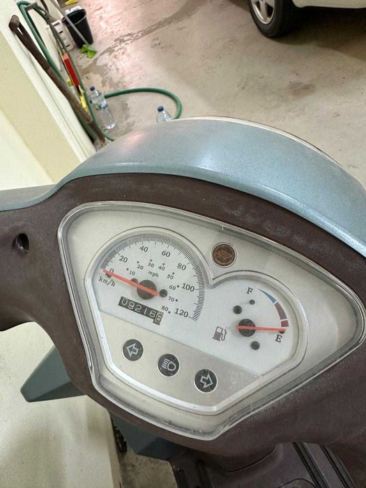 Vende-se moto marca keeway 125 zahara
1000 €