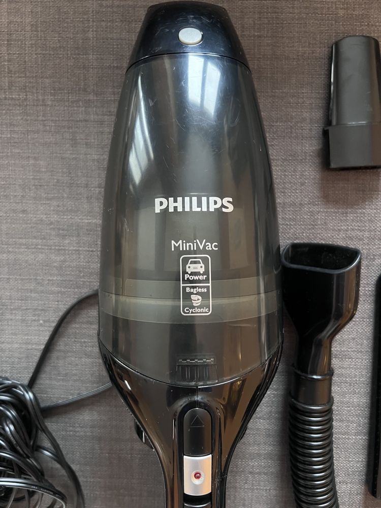 Odkurzac samochodowy ręczny Philips FC6141/01 czarny