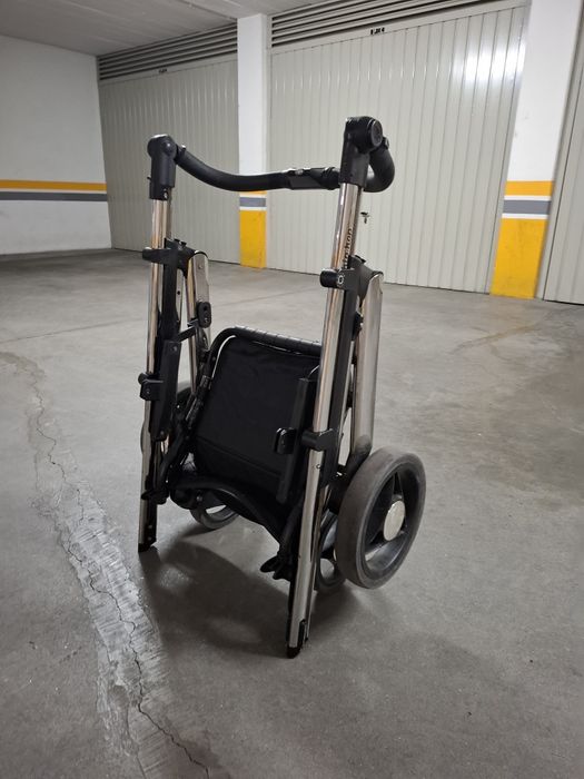 Carrinho Bebecar Hip Hop Tech