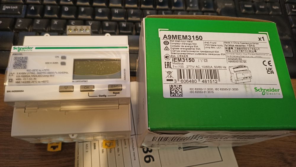 Medidor energia Schneider A9MEM3150