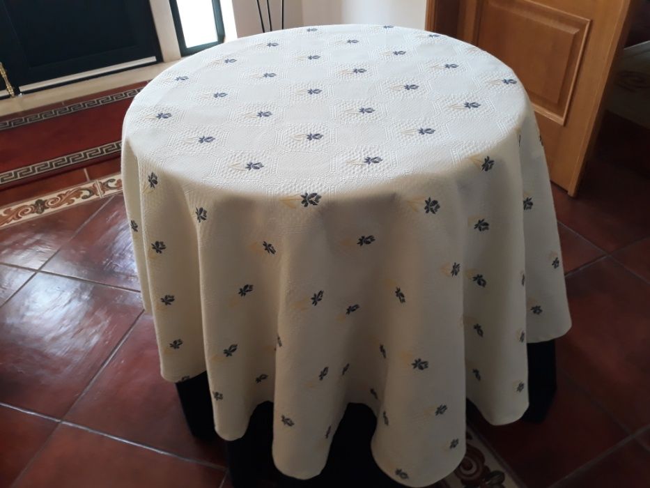 Mesa de Apoio em madeira