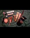 Okazja! Zestaw kosmetyków Charlotte Tilbury + dodatki | 490 zł