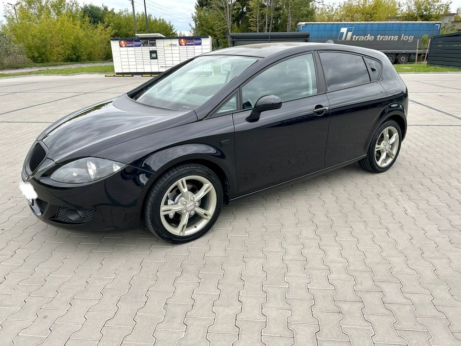 Seat Leon 1.6 b. super stan bez korozji .