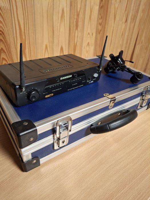 Микрофон / радиосистема для духовых  инструментов Samson