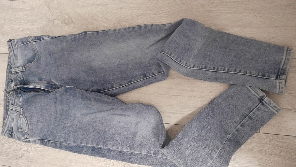 Damskie dzinsy zapraszam