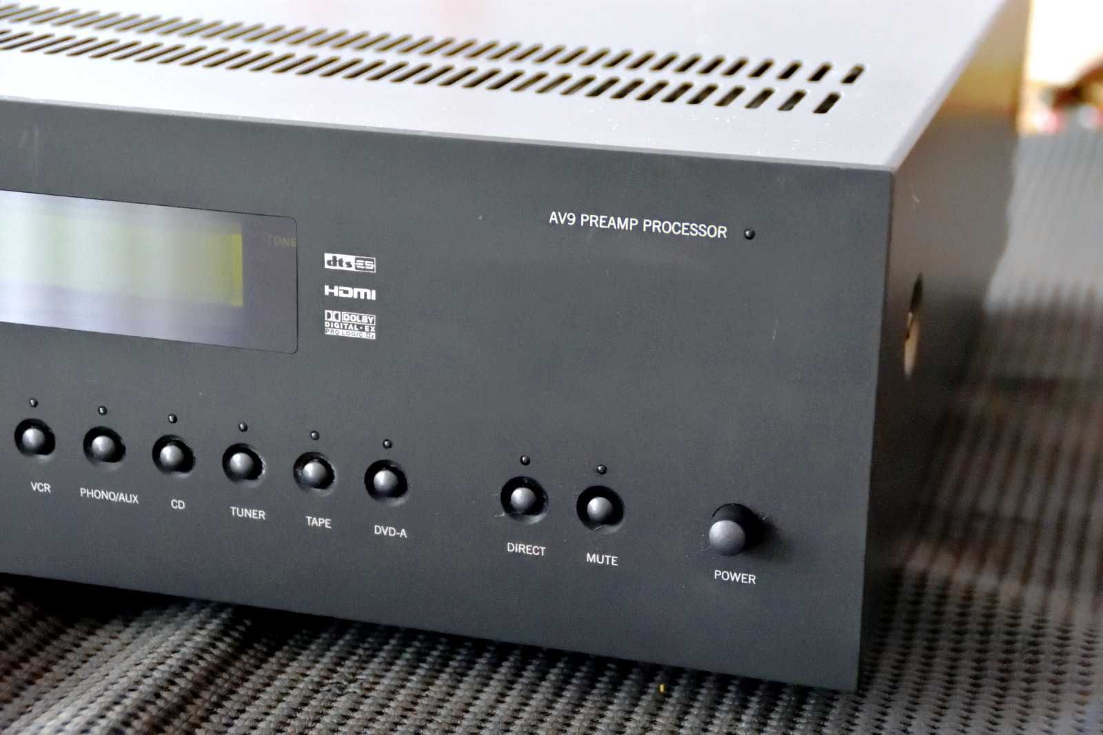 Procesor AV Przedwzmacniacz Arcam FMJ AV9 THX (z wej. gramofonowym)
