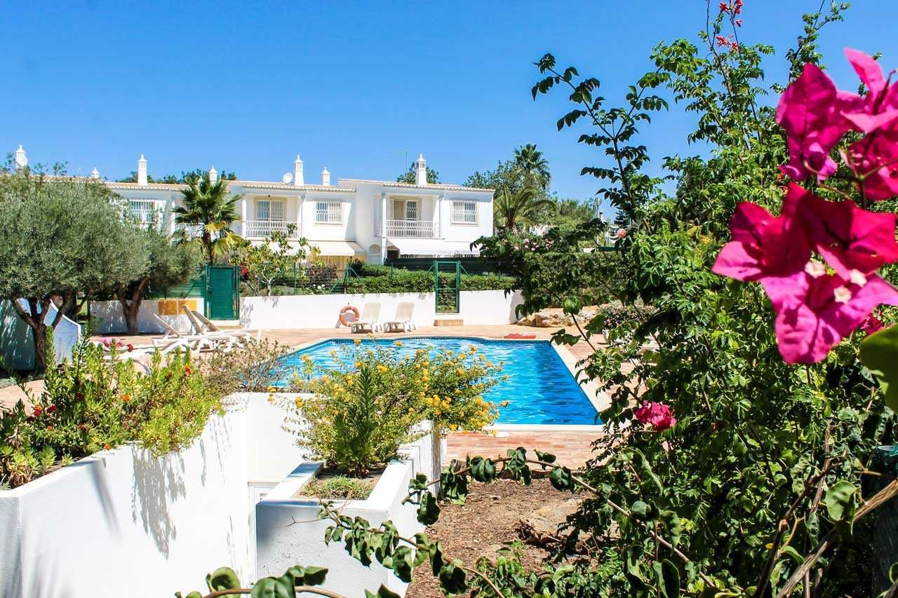 Casa com 3 quartos para férias com piscina no Algarve