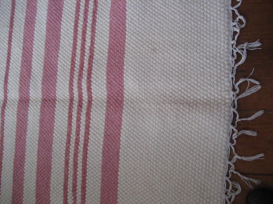Carpete confortável em tecelagem de lã