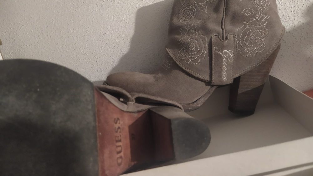 Botins Mulher Guess